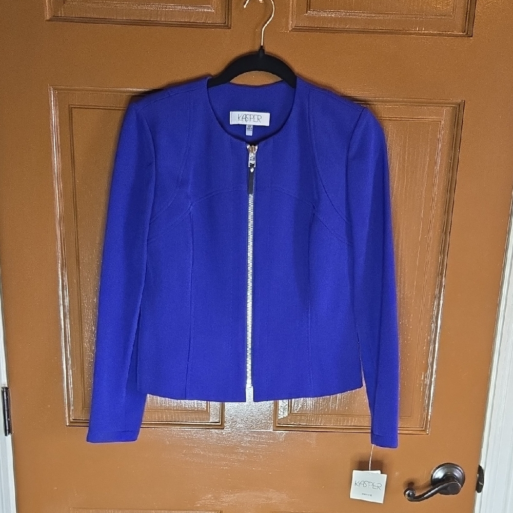 Kasper-Grape round neck zip up front jkt Sz 4P NWT